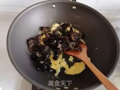 Make Mue-Ee-Ee step 3