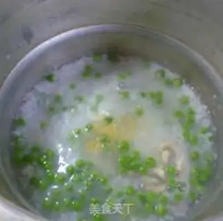 Make Porridge of rice with green bean goose sausages step 11