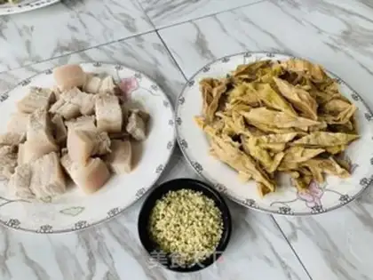 Make Pyramid and roast meat step 0