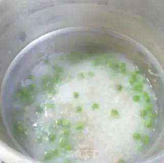 Make Porridge of rice with green bean goose sausages step 12
