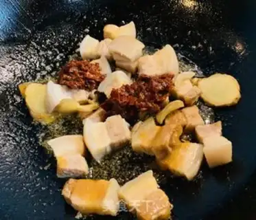 Make Pyramid and roast meat step 3