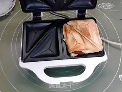 Make Spam and egg cheese sandwiches step 15