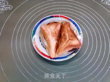 Make Spam and egg cheese sandwiches step 16