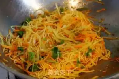 Make Fried potatoes step 4