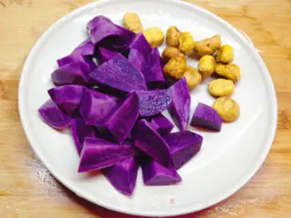 Make Chestnut potatoes for ribs step 1