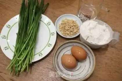 Make Eggs, shrimp, pickles step 0