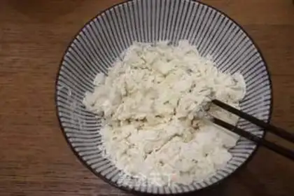 Make Eggs, shrimp, pickles step 1