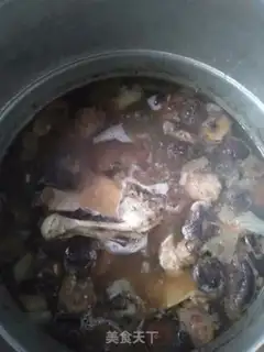 Make The mushroom stew, the hen step 7