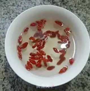 Make Porridge of dragon nuts step 2