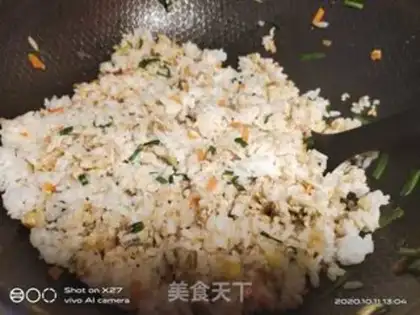 Make Carrot egg fried rice step 5