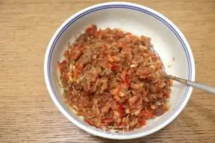 Make Beef pepper buns and tomatoes. Soup step 5
