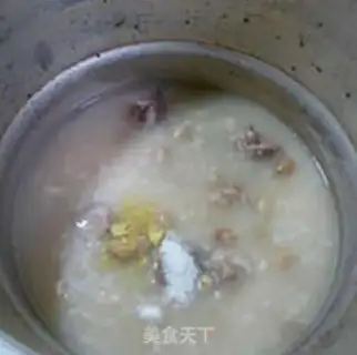 Make Porridge of peanut rice chops step 6