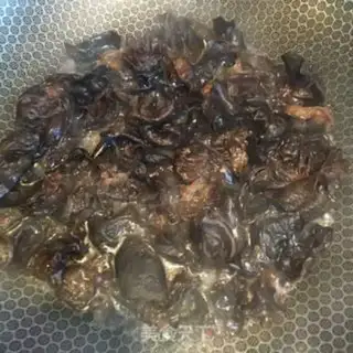 Make Eggs and onions step 4