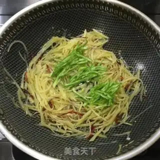 Make Spicy potatoes step 6