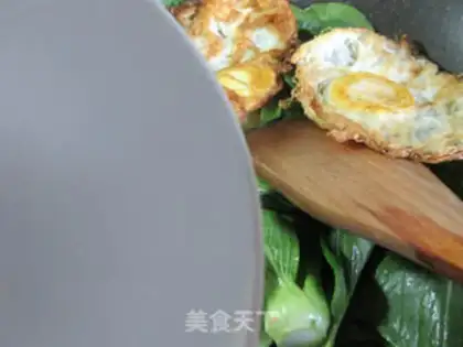 Make Eggs and vegetables step 3