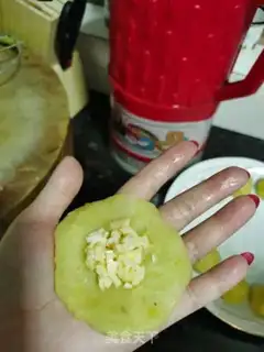 Make Potato ball step 4