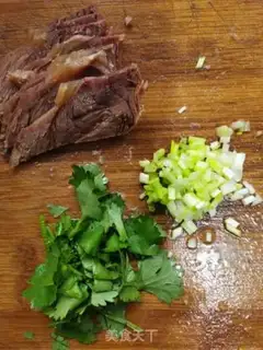 Make Beef fan soup step 2
