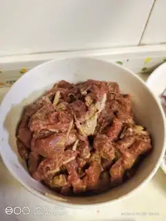 Make Celery cabbage with roast beef step 1
