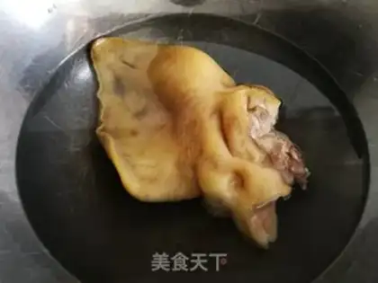 Make Pork ears step 1