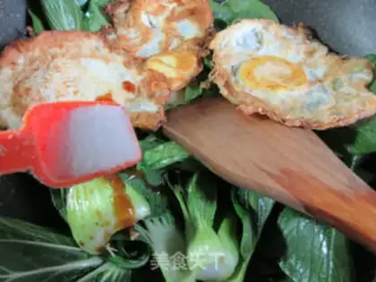 Make Eggs and vegetables step 6