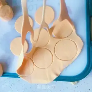 Make Pumpkin rose buns step 11