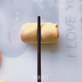 Make Pumpkin rose buns step 15