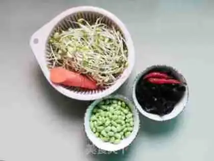 Make Three-swidth fried beans step 0