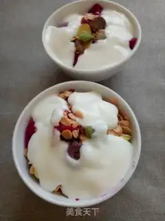 Make Fruit cereal yogurt step 3