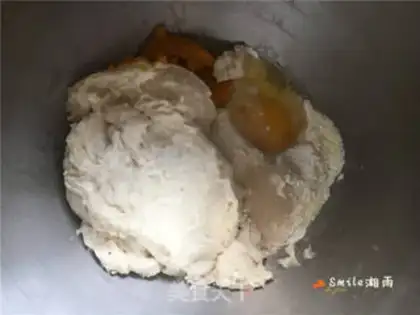 Make Old pumpkin bread step 2
