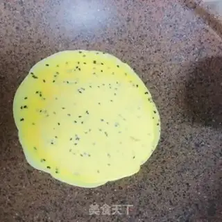 Make Black sesame egg rolls step 4