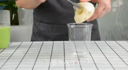 Make "Red sugar dates with bouquets." step 6