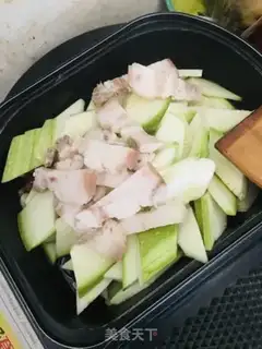 Make Sichuan fried pork step 2
