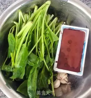 Make Duck-blooded spinach step 0