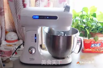 Make All-meat waffles step 1