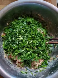 Make Pork dumplings step 3