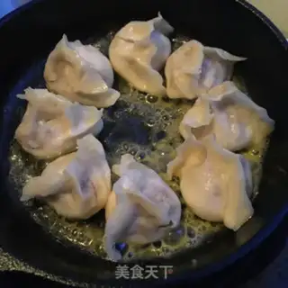 Make Hold on to the omelet step 4