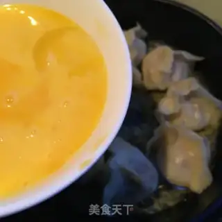 Make Hold on to the omelet step 5