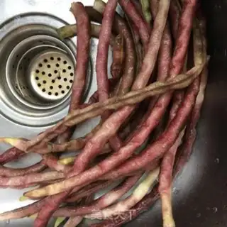 Make Pigeon stew step 1