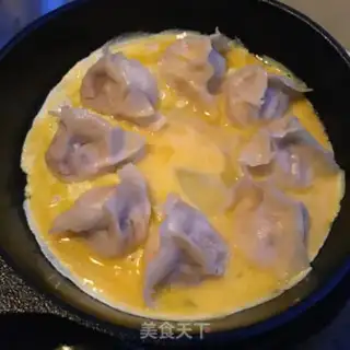 Make Hold on to the omelet step 6
