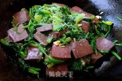 Make Duck-blooded spinach step 8