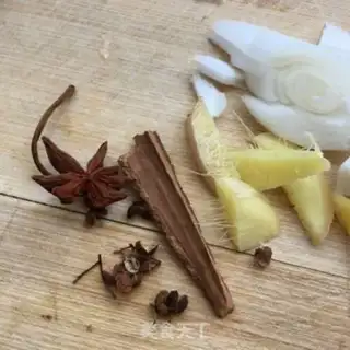 Make Pigeon stew step 2