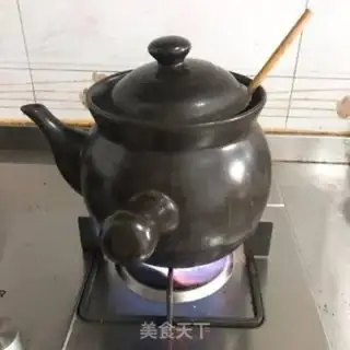 Make ♪ And the squawish pork soup ♪ step 2