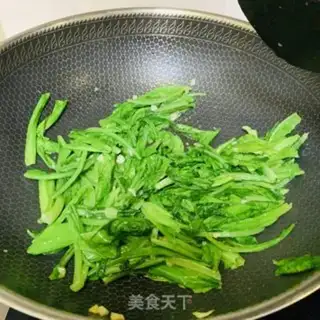 Make Garlic leaves step 5