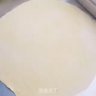 Make Hands on egg noodles step 3