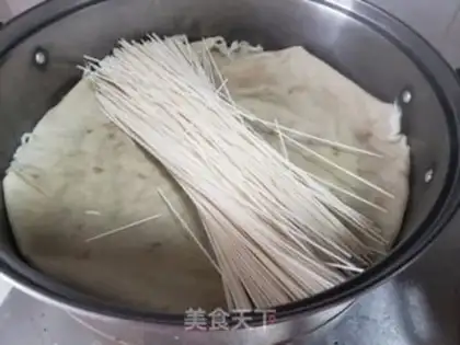 Make Bean-fruit noodles step 1