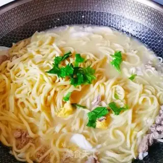 Make Hands on egg noodles step 9