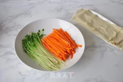 Make Soy sauce rolls step 3