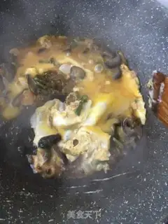 Make Sea cucumber squirming eggs step 10