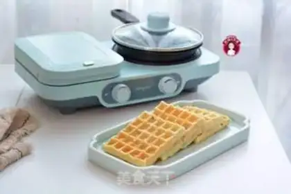 Make Onion sesame pine waffles step 12