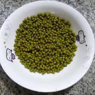 Make Green Bean Lotus Rice step 2